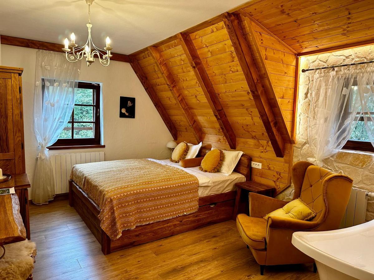 Boutique Villa Pearl Of Plitvice, Plitvice Lakes Plitvica selo Ngoại thất bức ảnh
