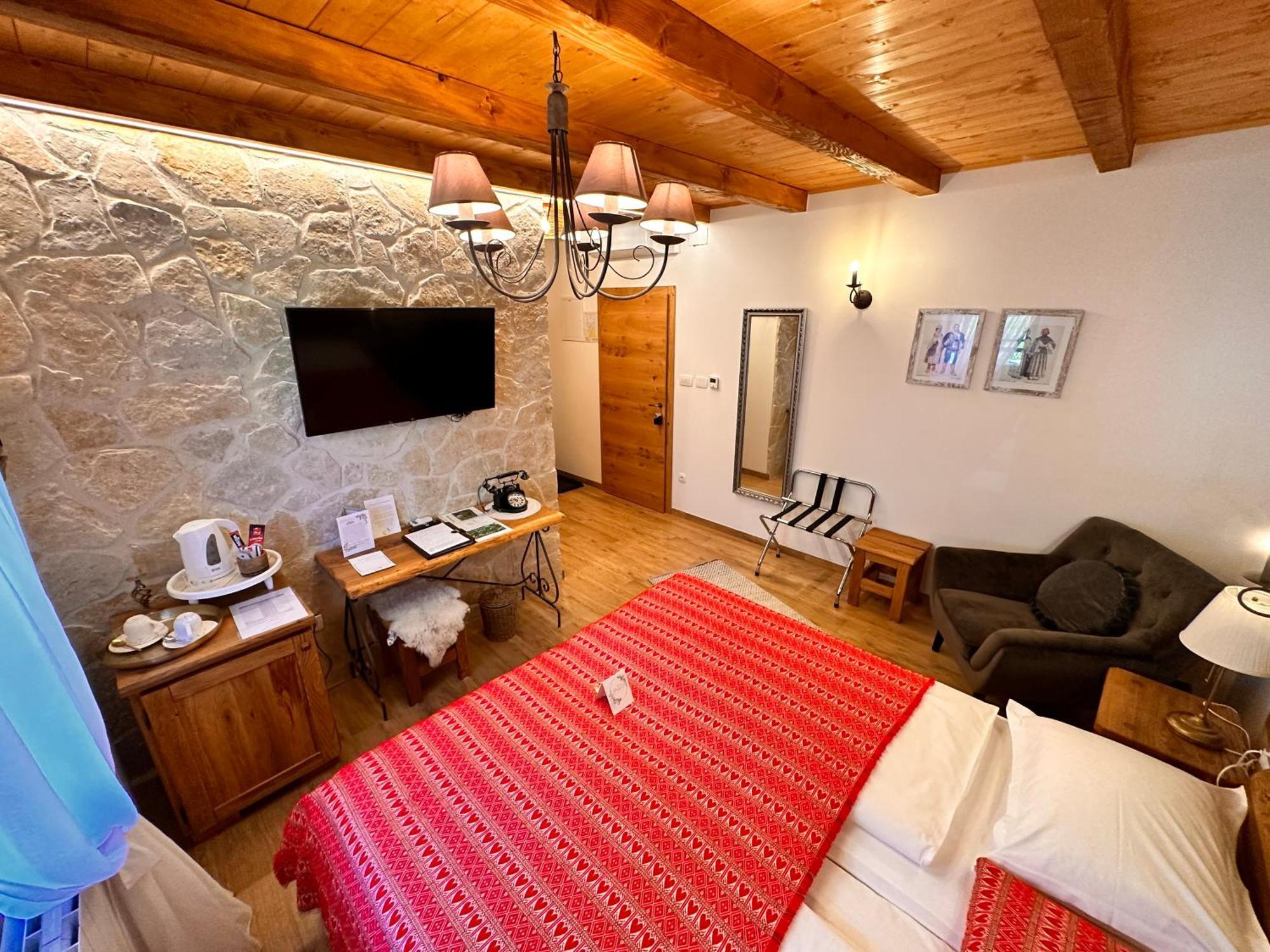 Boutique Villa Pearl Of Plitvice, Plitvice Lakes Plitvica selo Ngoại thất bức ảnh